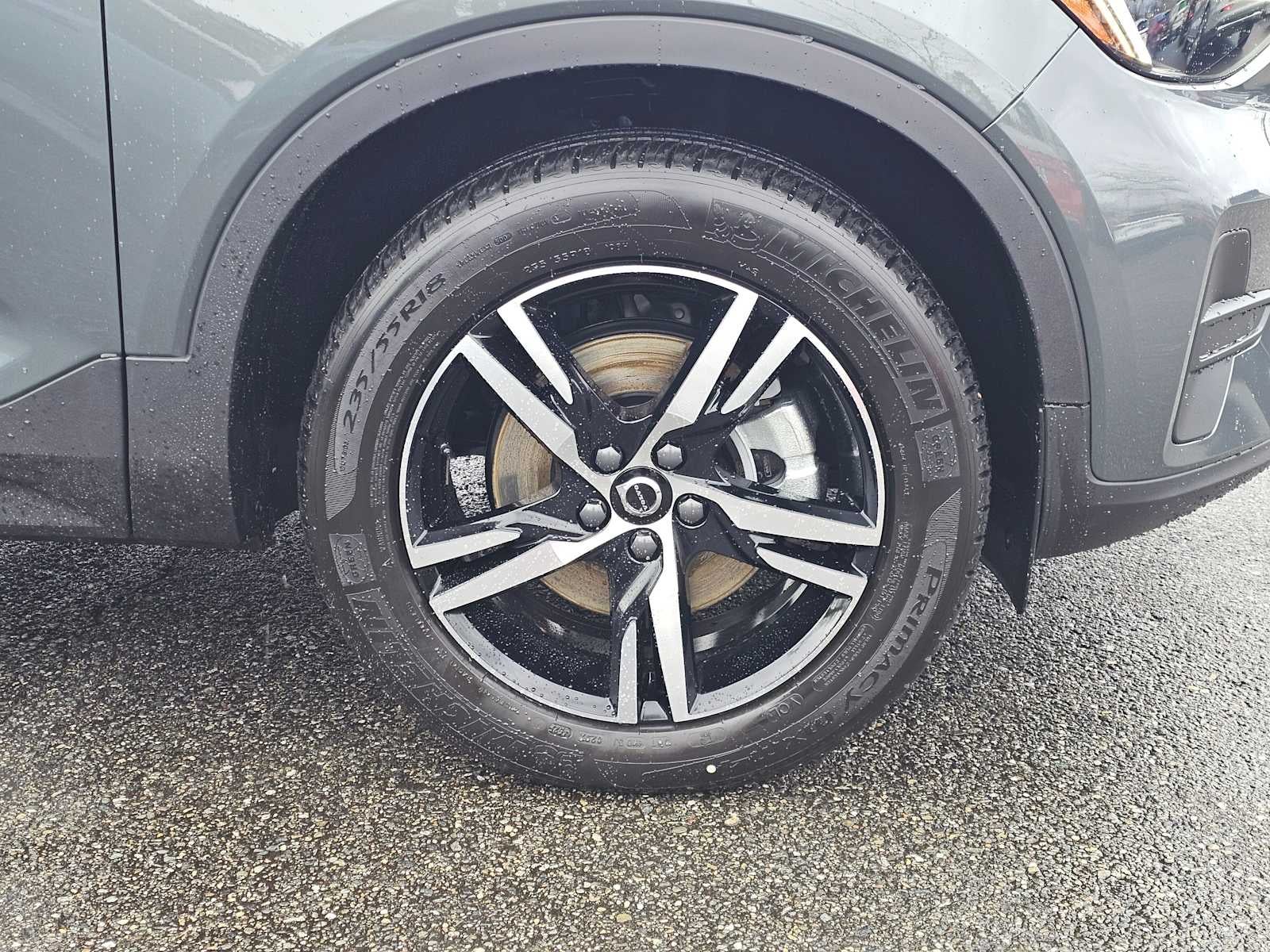 2026 Volvo XC40 Core