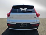 2025 Volvo XC40 Core Bright Theme