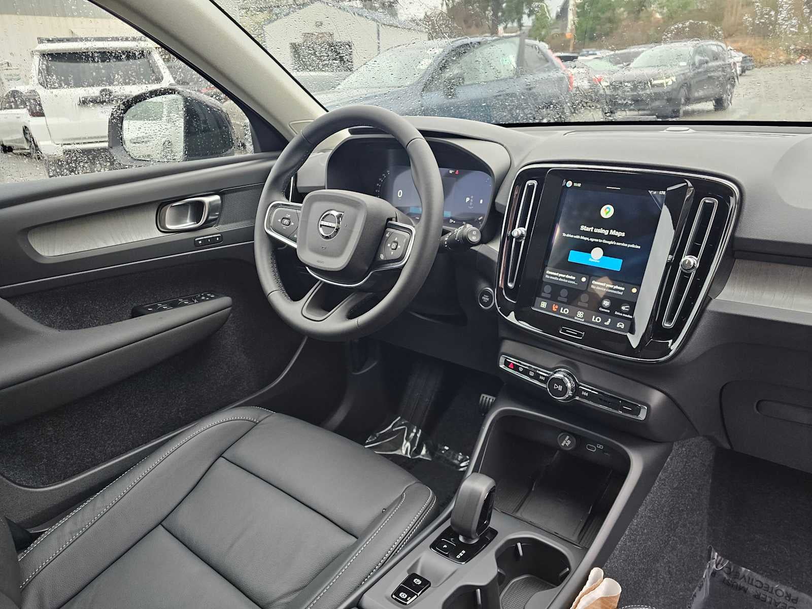 2026 Volvo XC40 Core