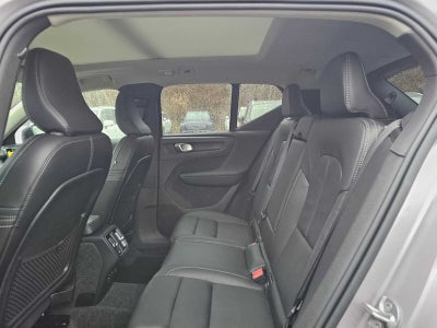 2026 Volvo XC40 Core