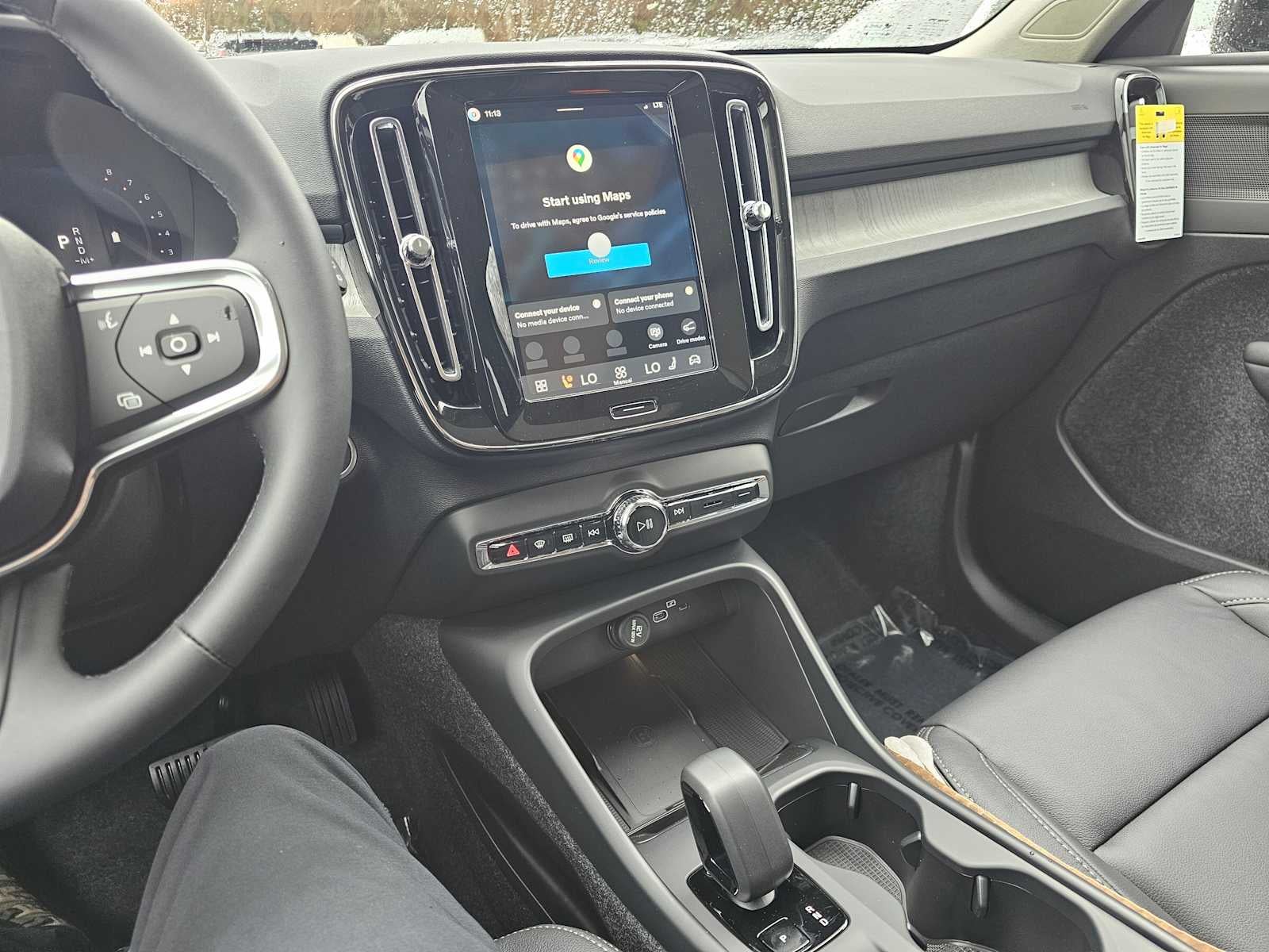 2026 Volvo XC40 Core