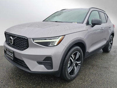 2026 Volvo XC40 Core