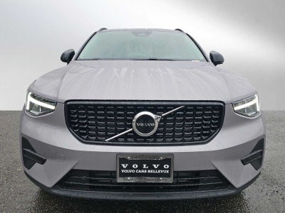 2026 Volvo XC40 Core