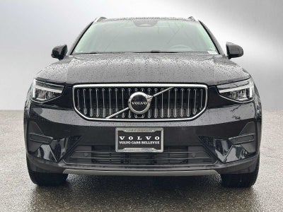 2025 Volvo XC40 Core Bright Theme