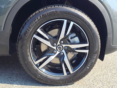 2026 Volvo XC40 Core