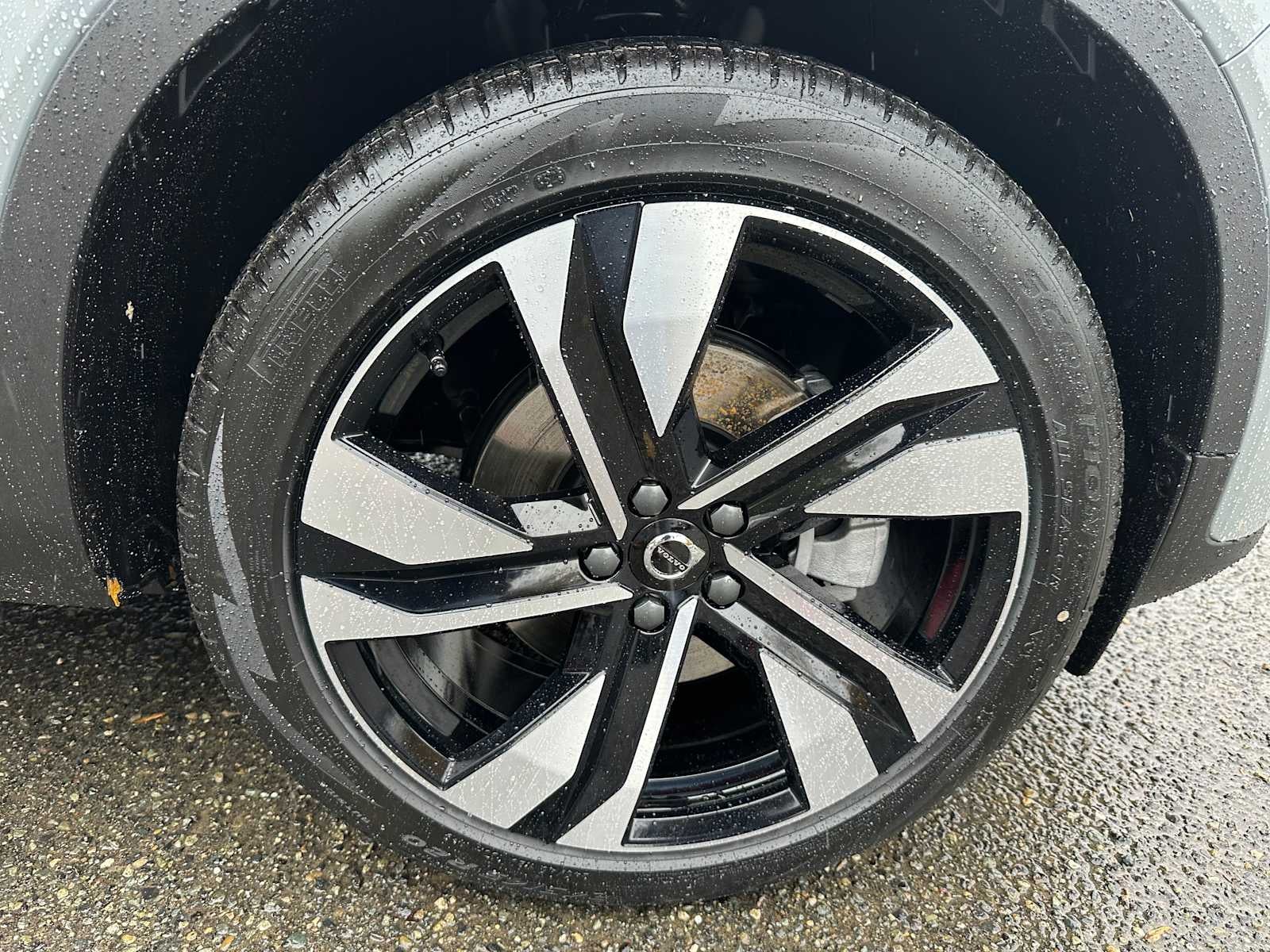 2026 Volvo XC40 Ultra