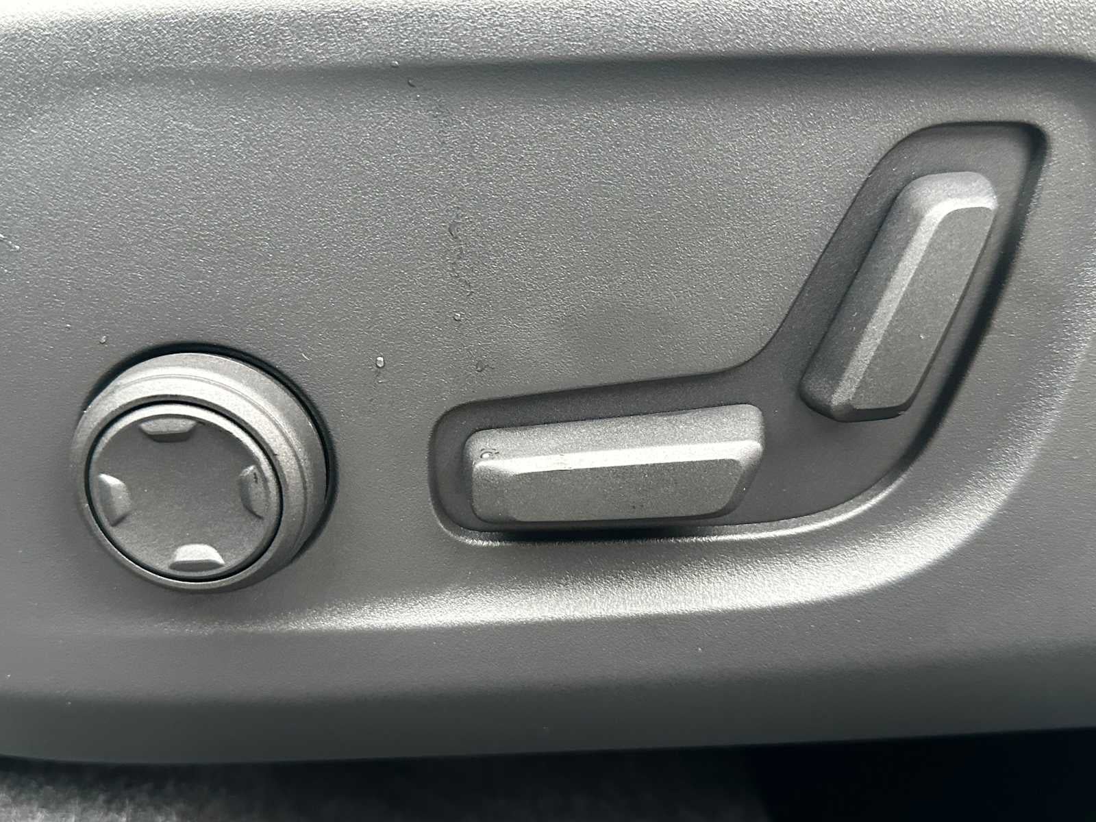 2026 Volvo XC40 Ultra