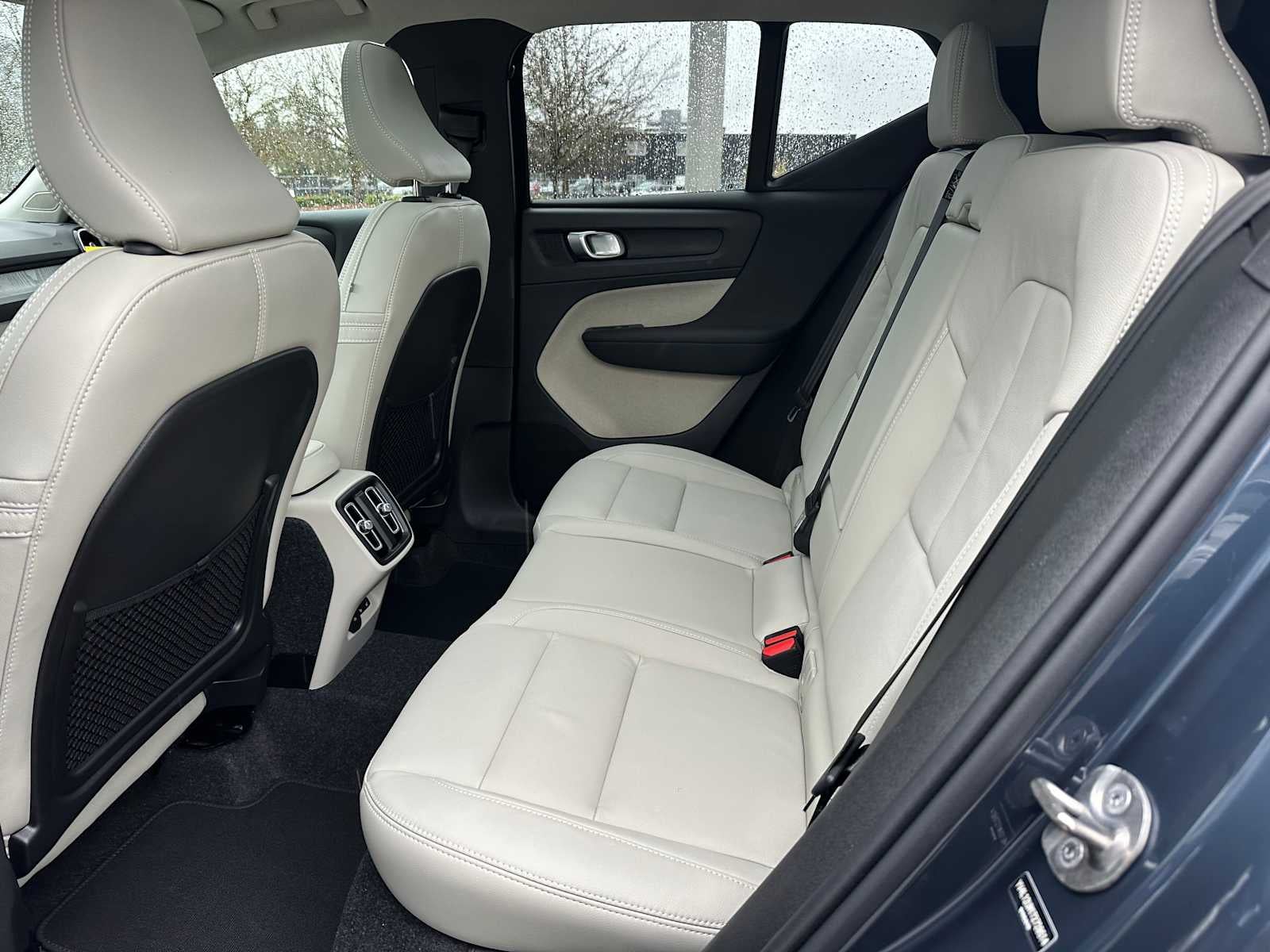 2026 Volvo XC40 Ultra
