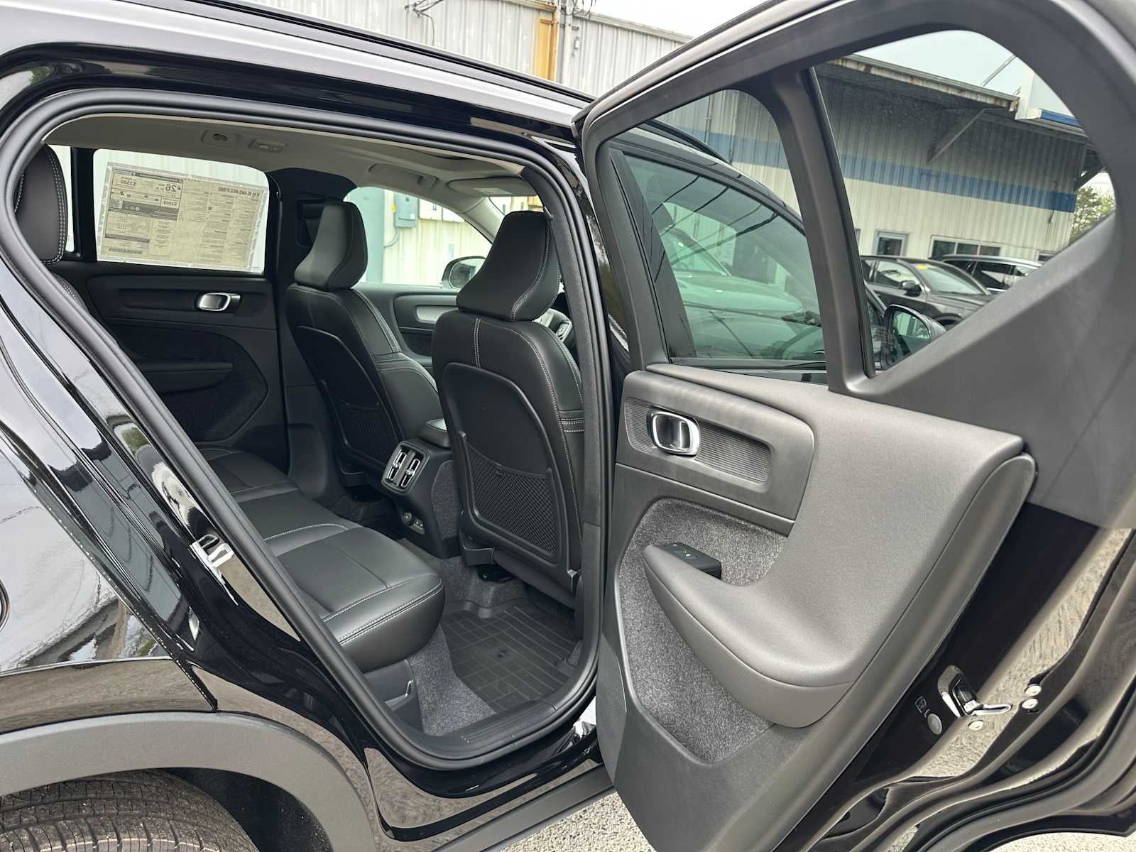 2026 Volvo XC40 Ultra