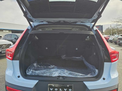 2026 Volvo XC40 Ultra