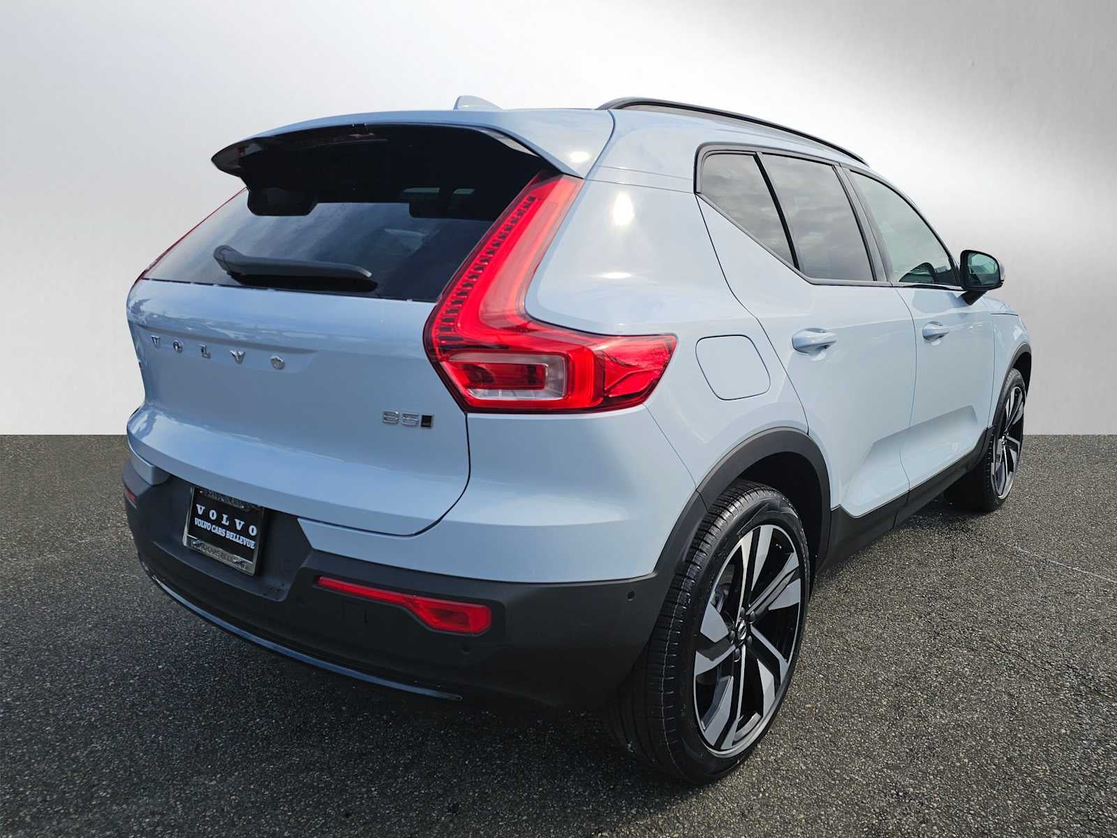 2026 Volvo XC40 Ultra