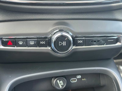 2026 Volvo XC40 Ultra