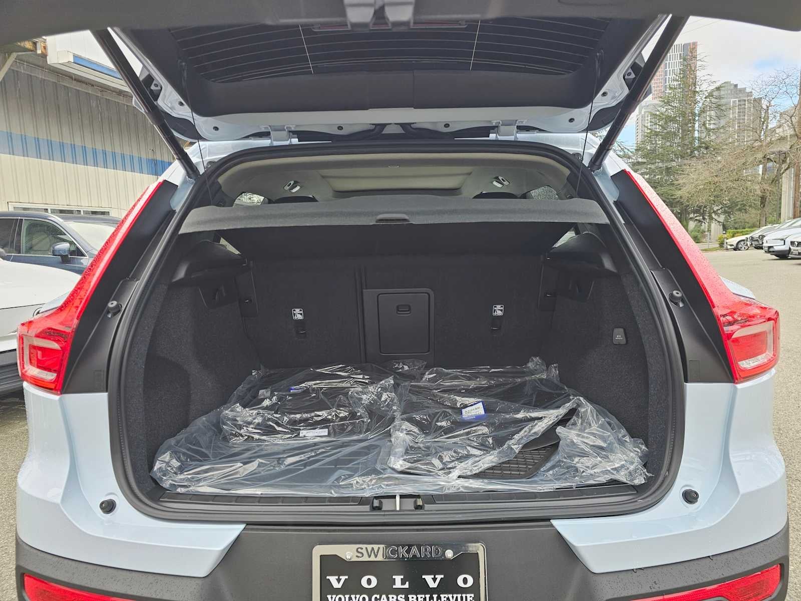 2026 Volvo XC40 Ultra