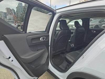 2026 Volvo XC40 Ultra