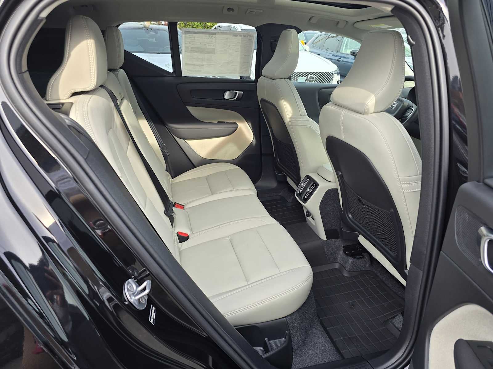 2026 Volvo XC40 Ultra