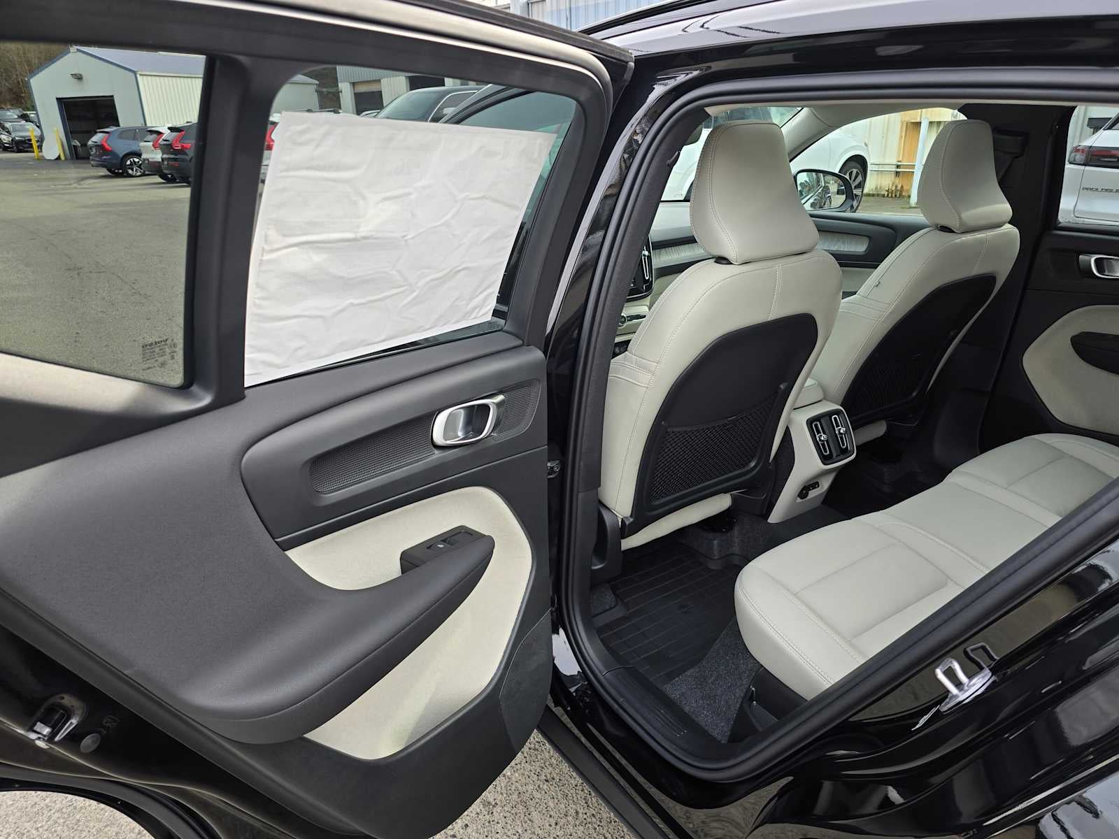2026 Volvo XC40 Ultra