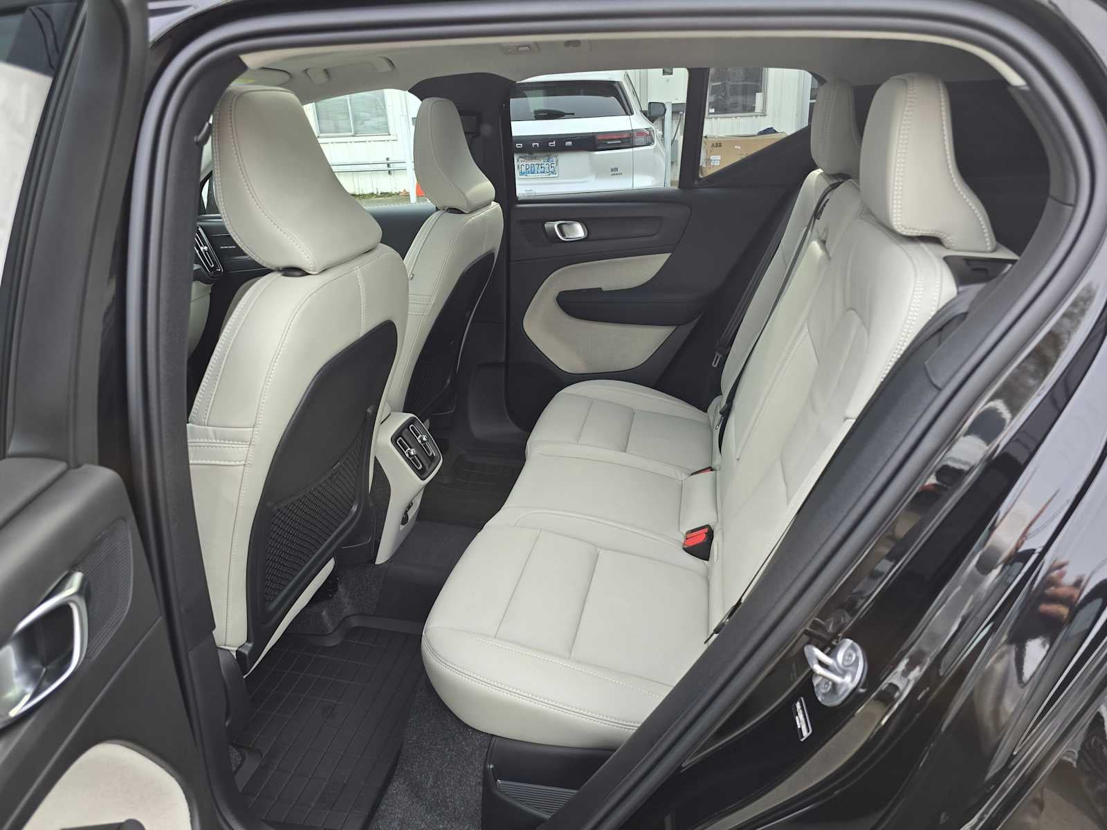 2026 Volvo XC40 Ultra