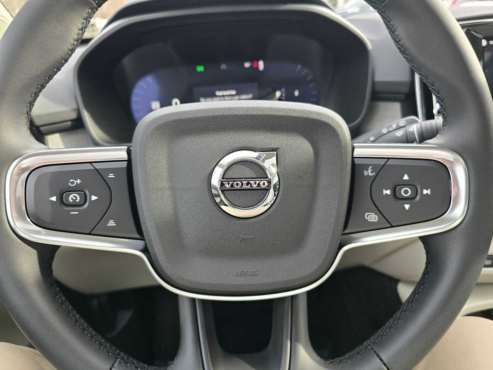 2026 Volvo XC40 Ultra