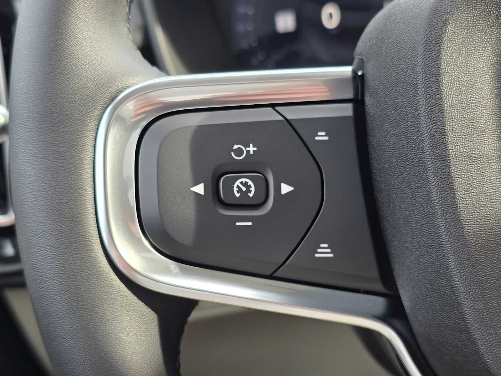 2026 Volvo XC40 Ultra