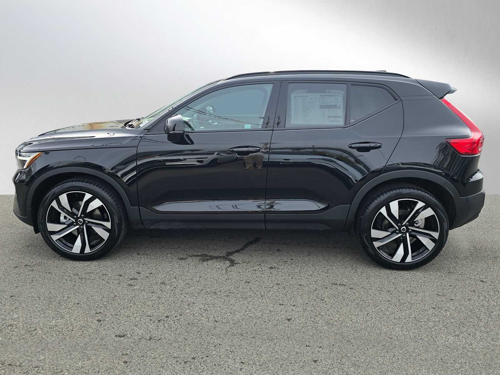 2026 Volvo XC40 Ultra