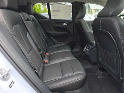 2026 Volvo XC40 Ultra