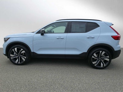2026 Volvo XC40 Ultra