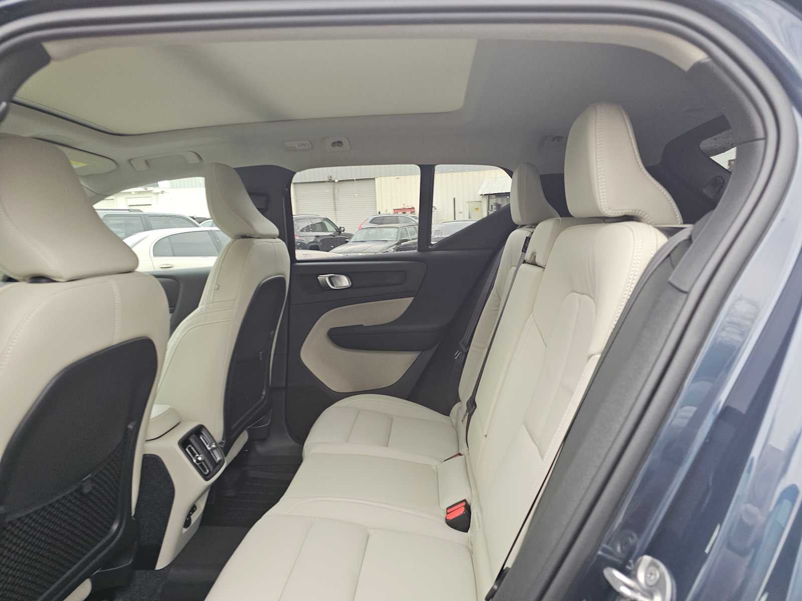 2026 Volvo XC40 Ultra