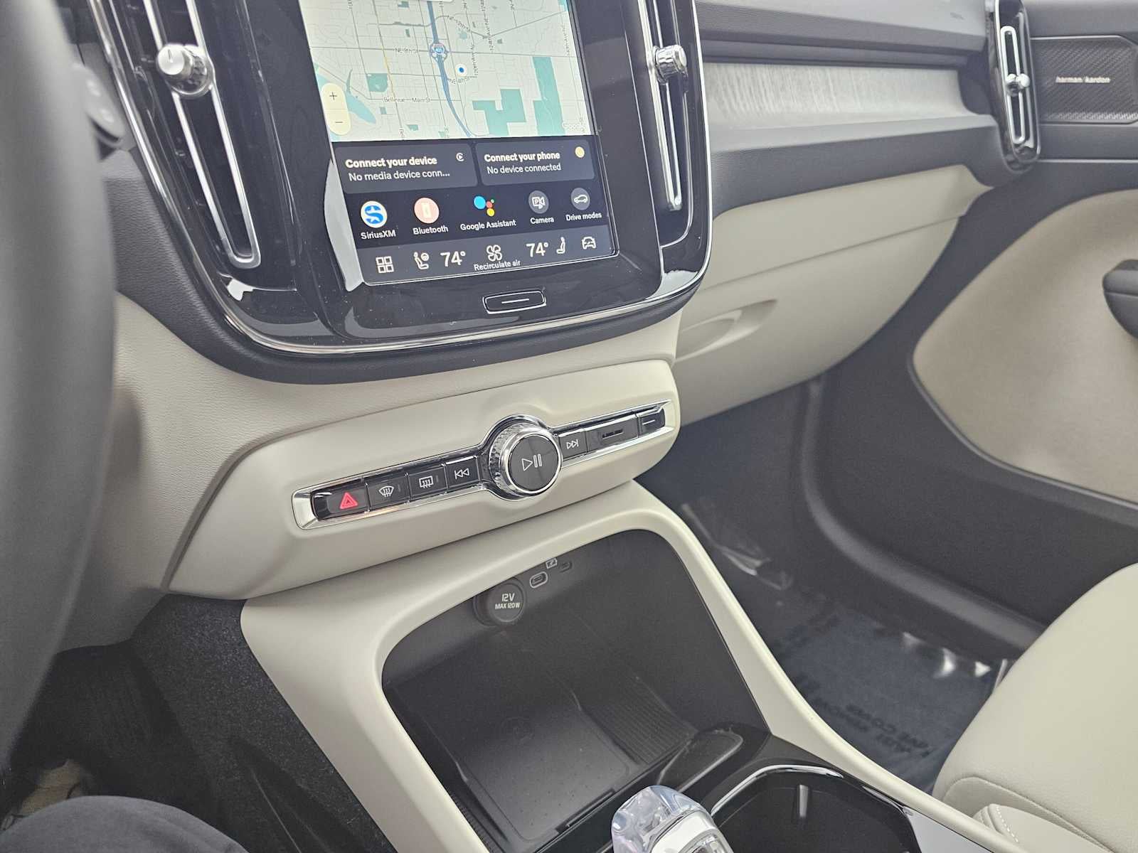 2026 Volvo XC40 Ultra