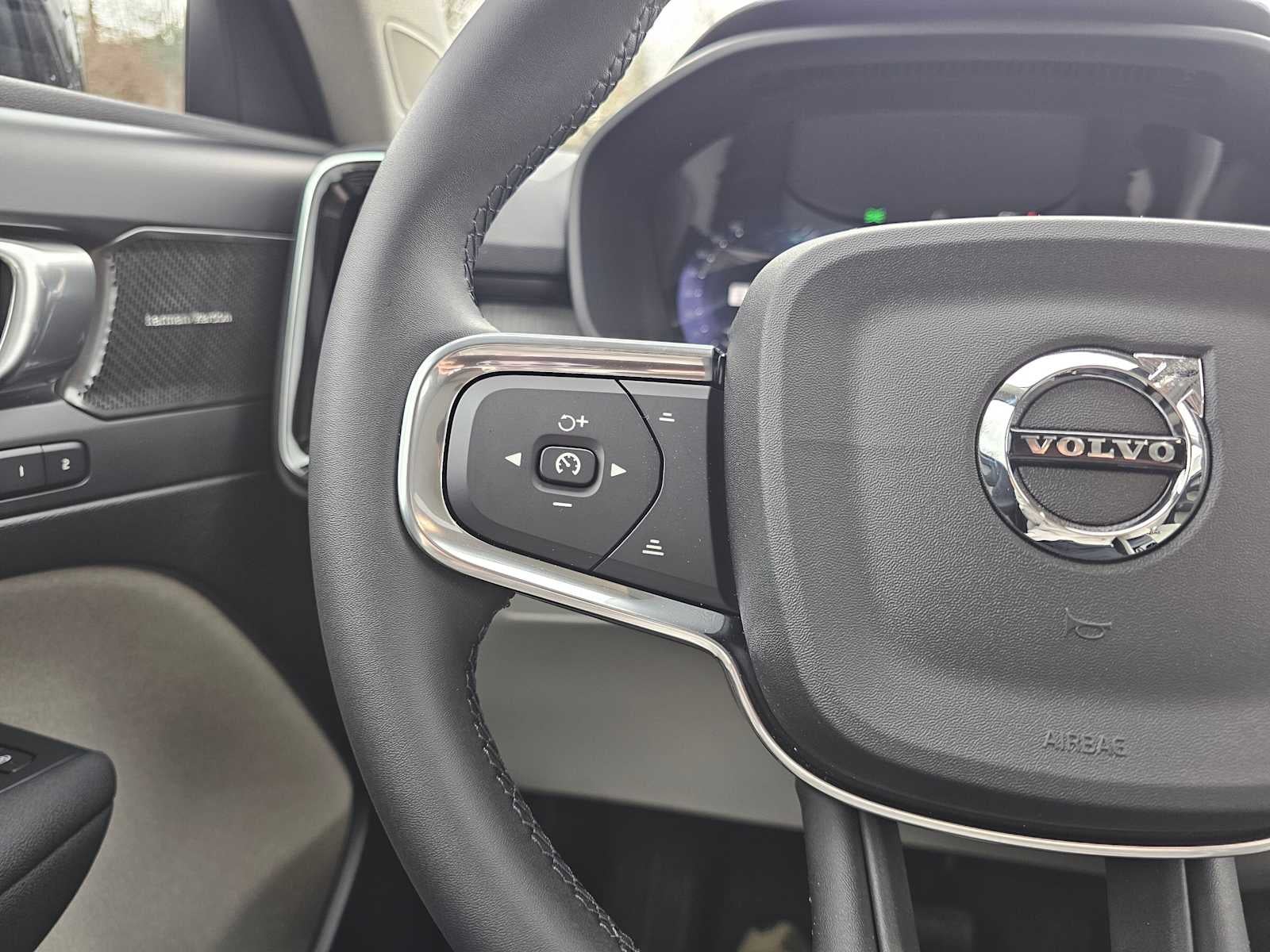 2026 Volvo XC40 Ultra
