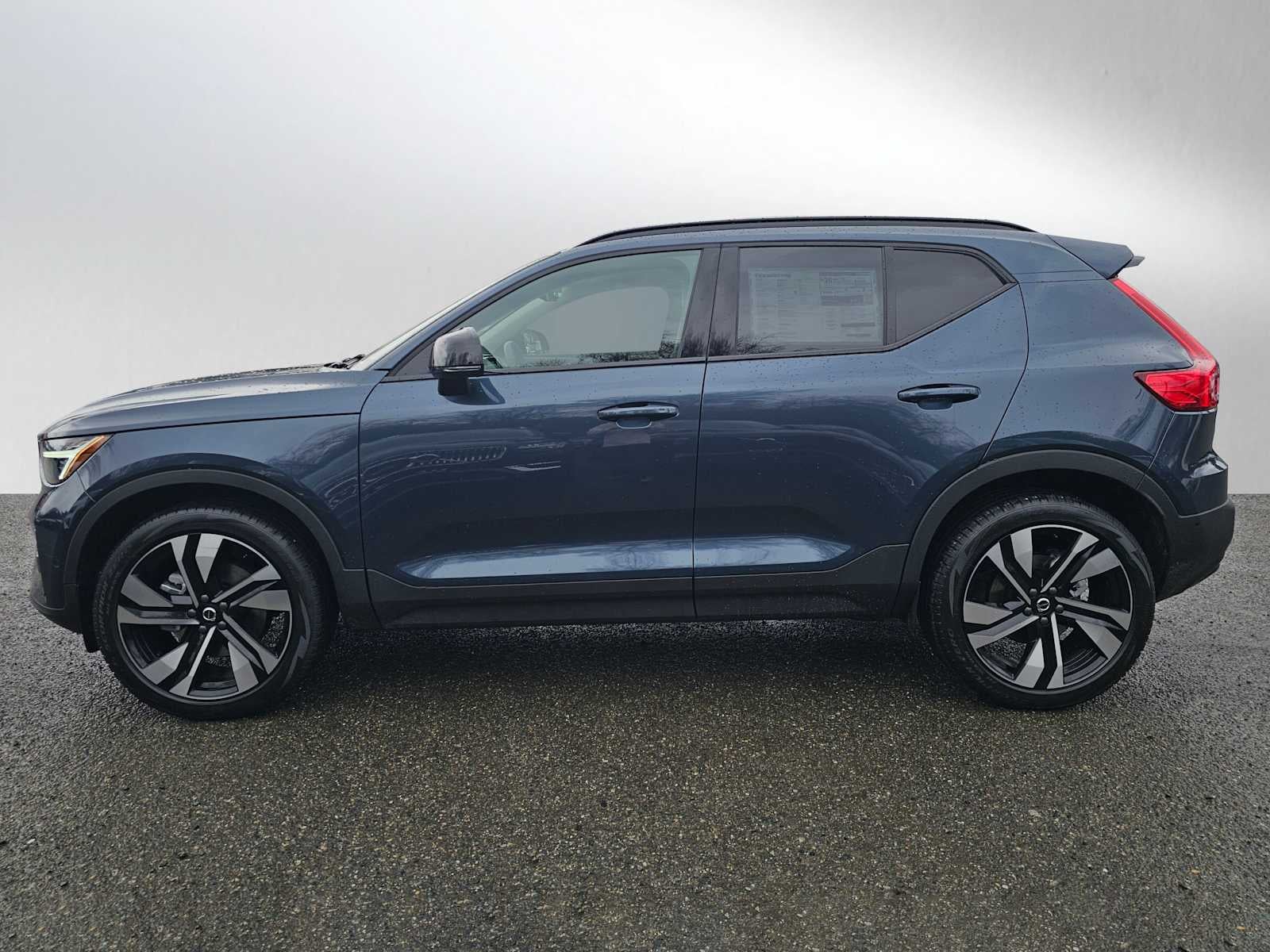 2026 Volvo XC40 Ultra