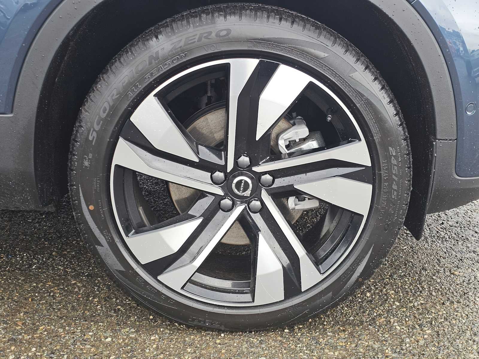2026 Volvo XC40 Ultra