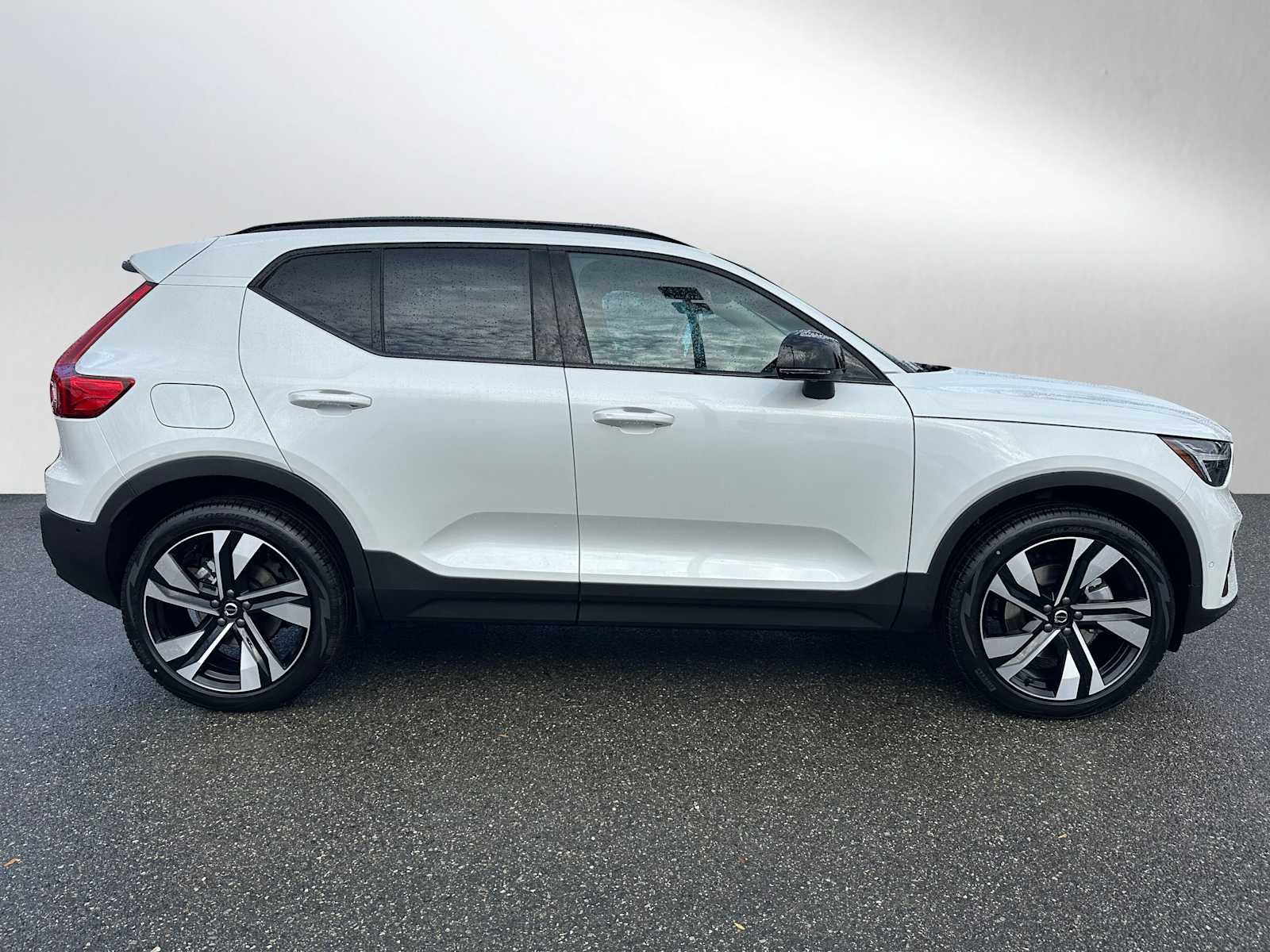 2026 Volvo XC40 Ultra