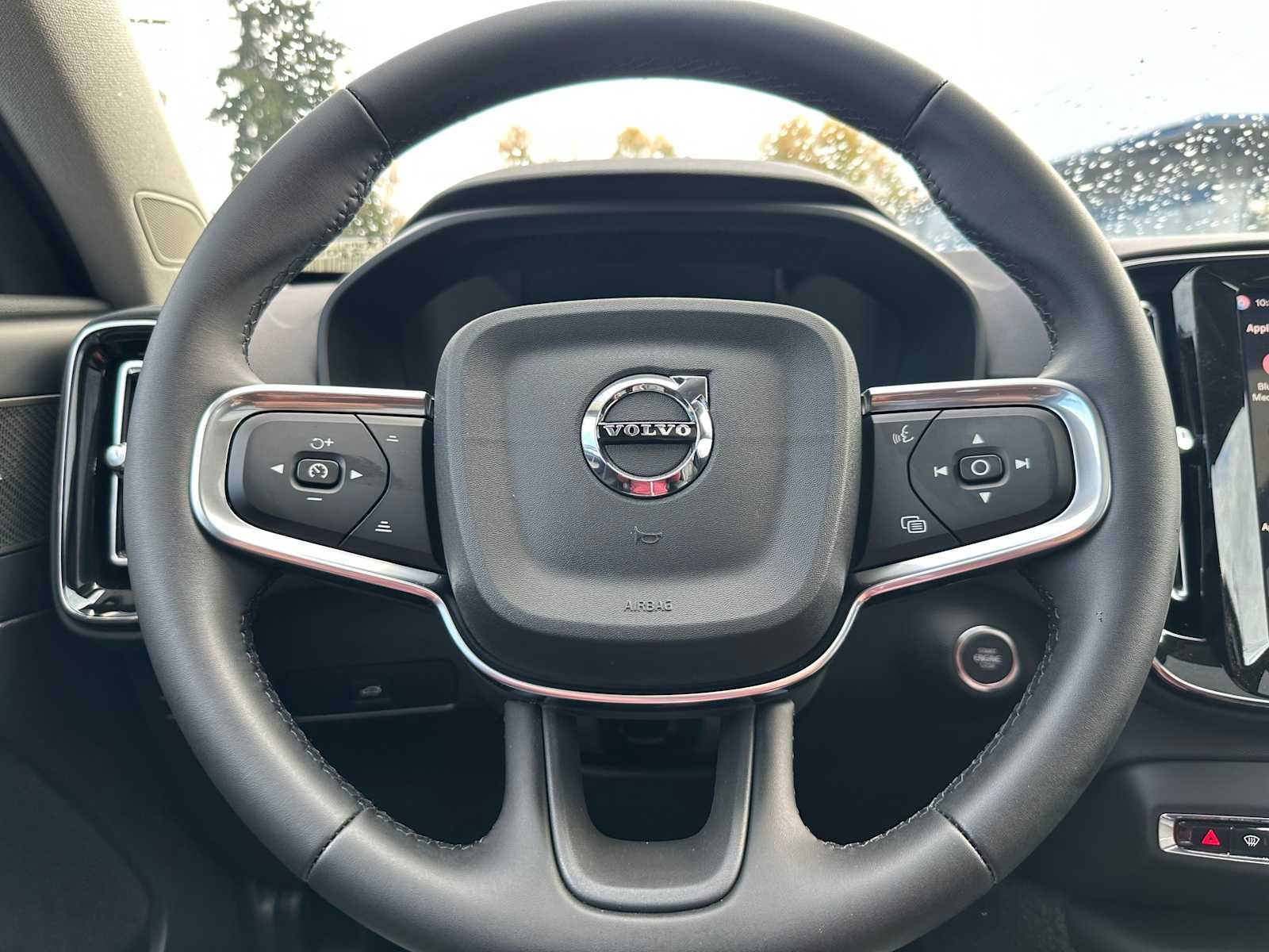 2026 Volvo XC40 Ultra