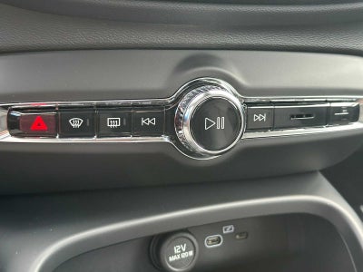 2026 Volvo XC40 Ultra