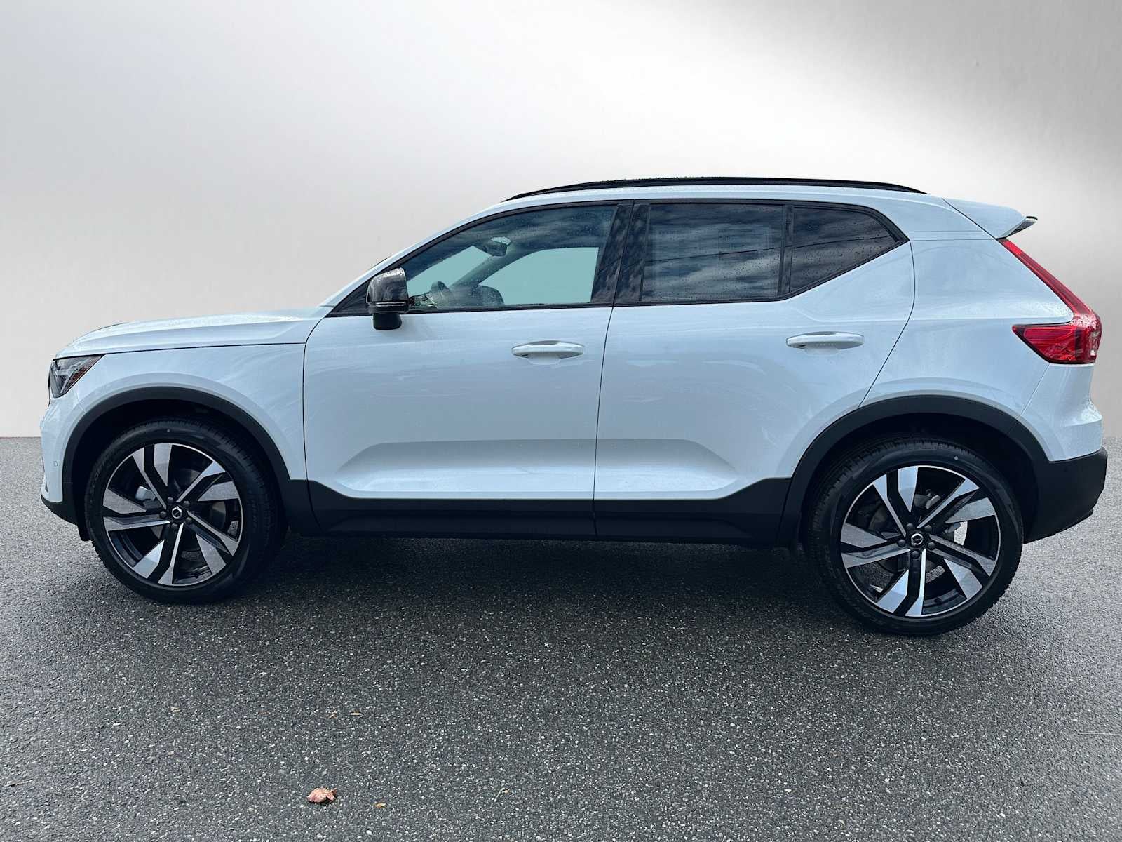 2026 Volvo XC40 Ultra