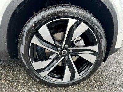 2026 Volvo XC40 Ultra