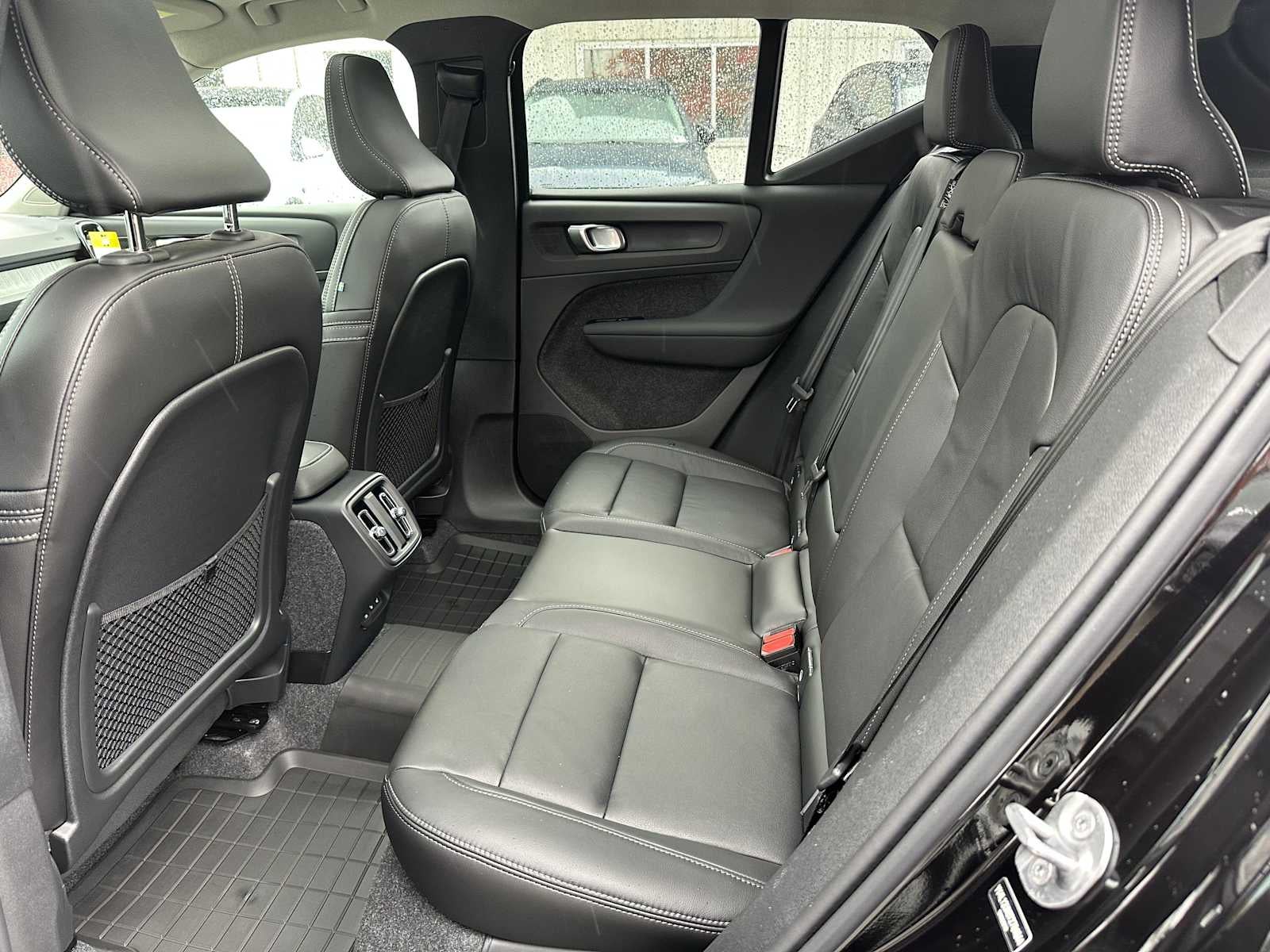 2026 Volvo XC40 Ultra