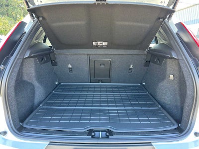 2025 Volvo XC40 Ultra Dark Theme