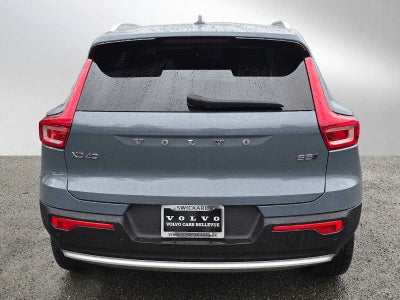 2023 Volvo XC40 Plus Bright Theme