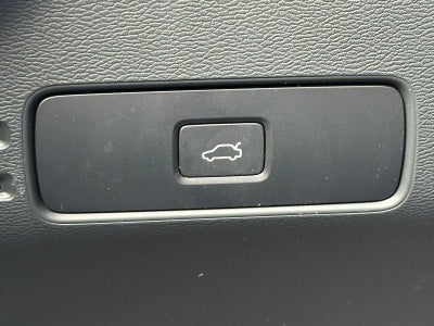 2023 Volvo XC40 Plus Dark Theme
