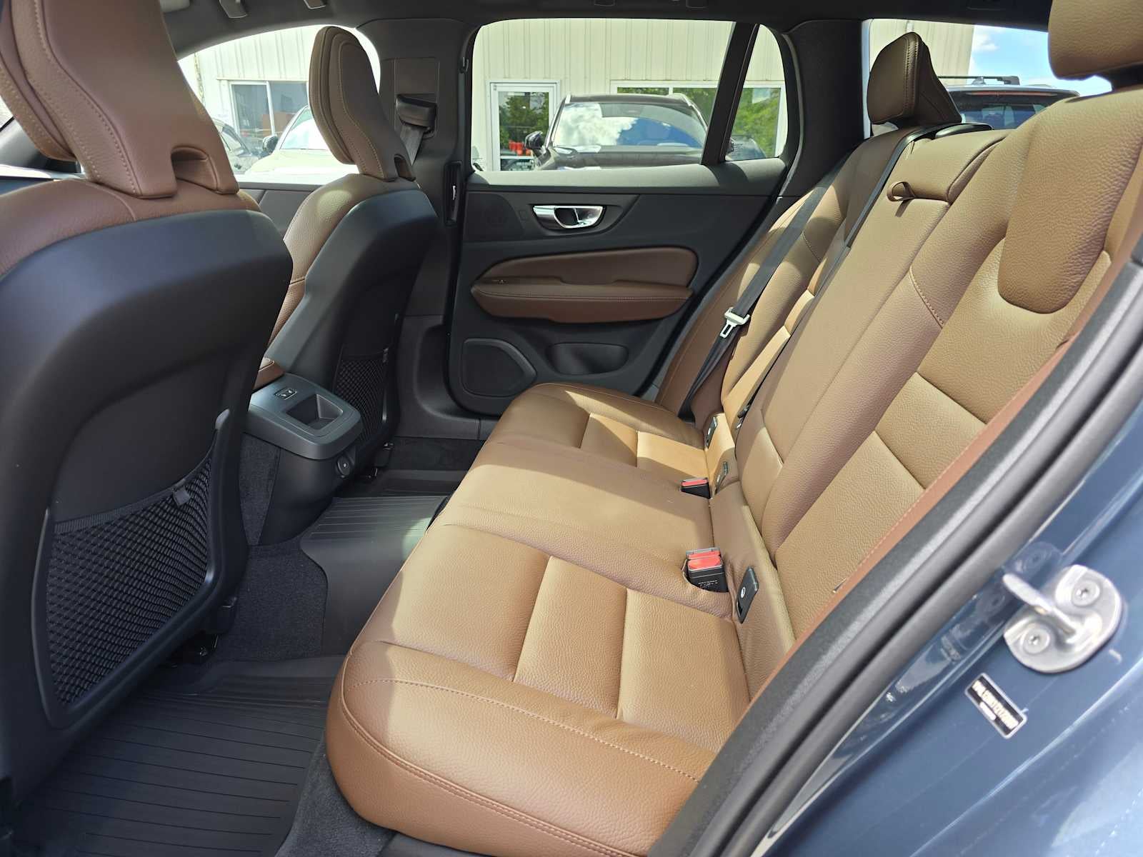 2026 Volvo V60 Cross Country Plus