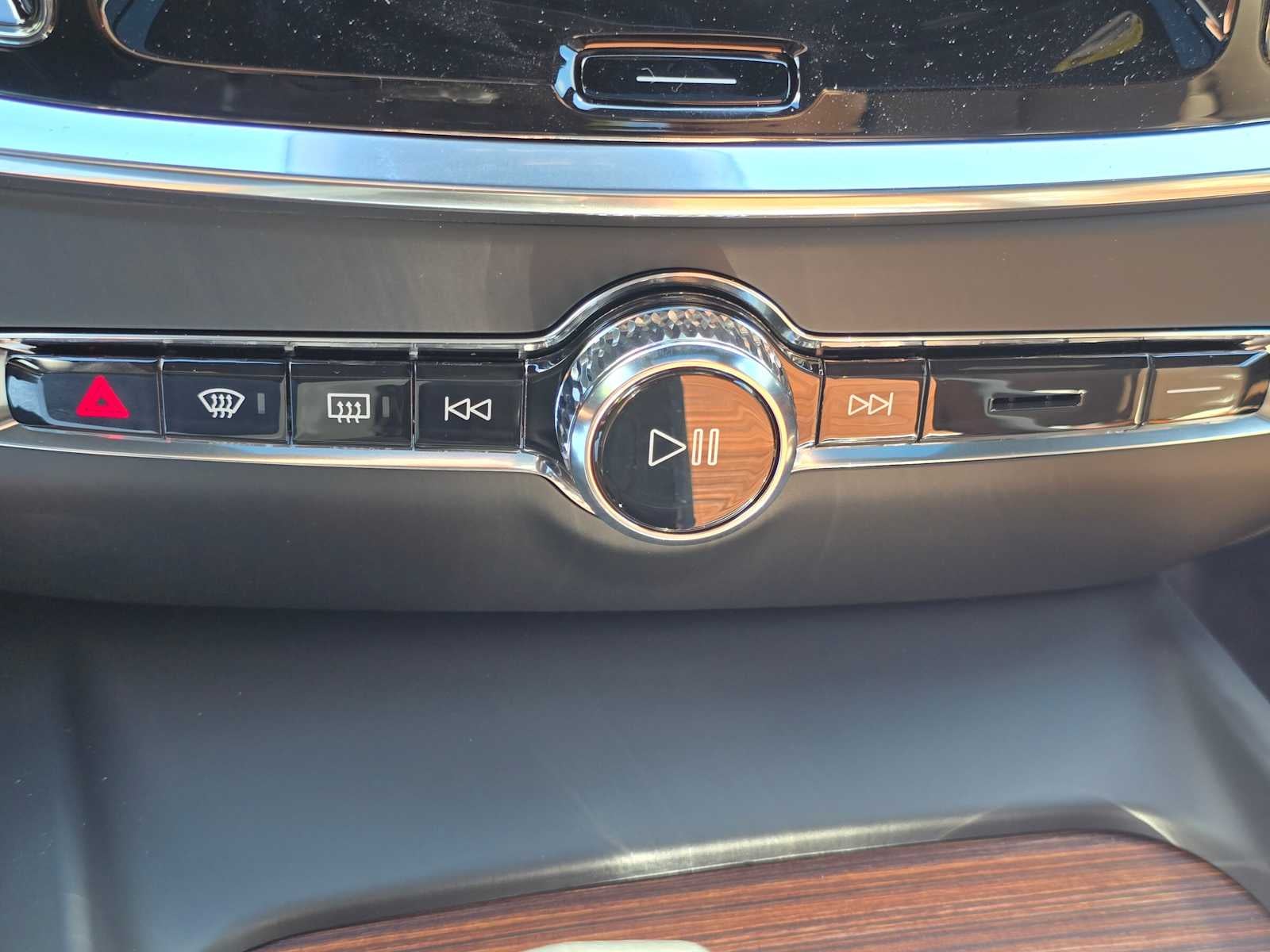 2026 Volvo V60 Cross Country Plus