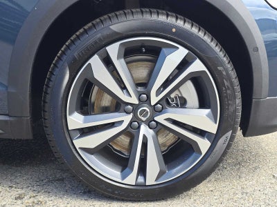 2026 Volvo V60 Cross Country Plus
