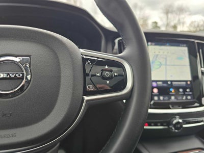 2025 Volvo V60 Cross Country Plus