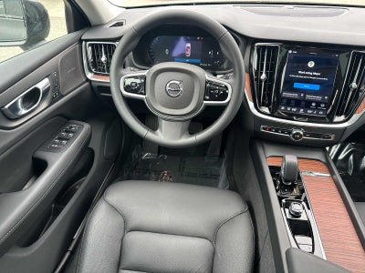 2026 Volvo V60 Cross Country Plus