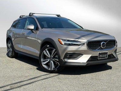 2026 Volvo V60 Cross Country Plus