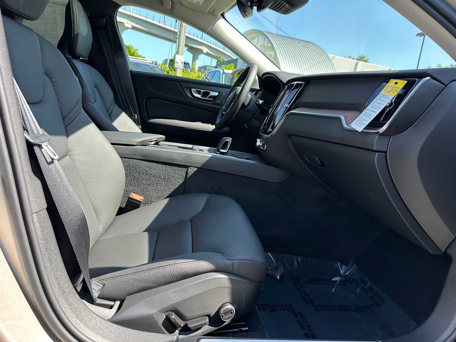2026 Volvo V60 Cross Country Plus