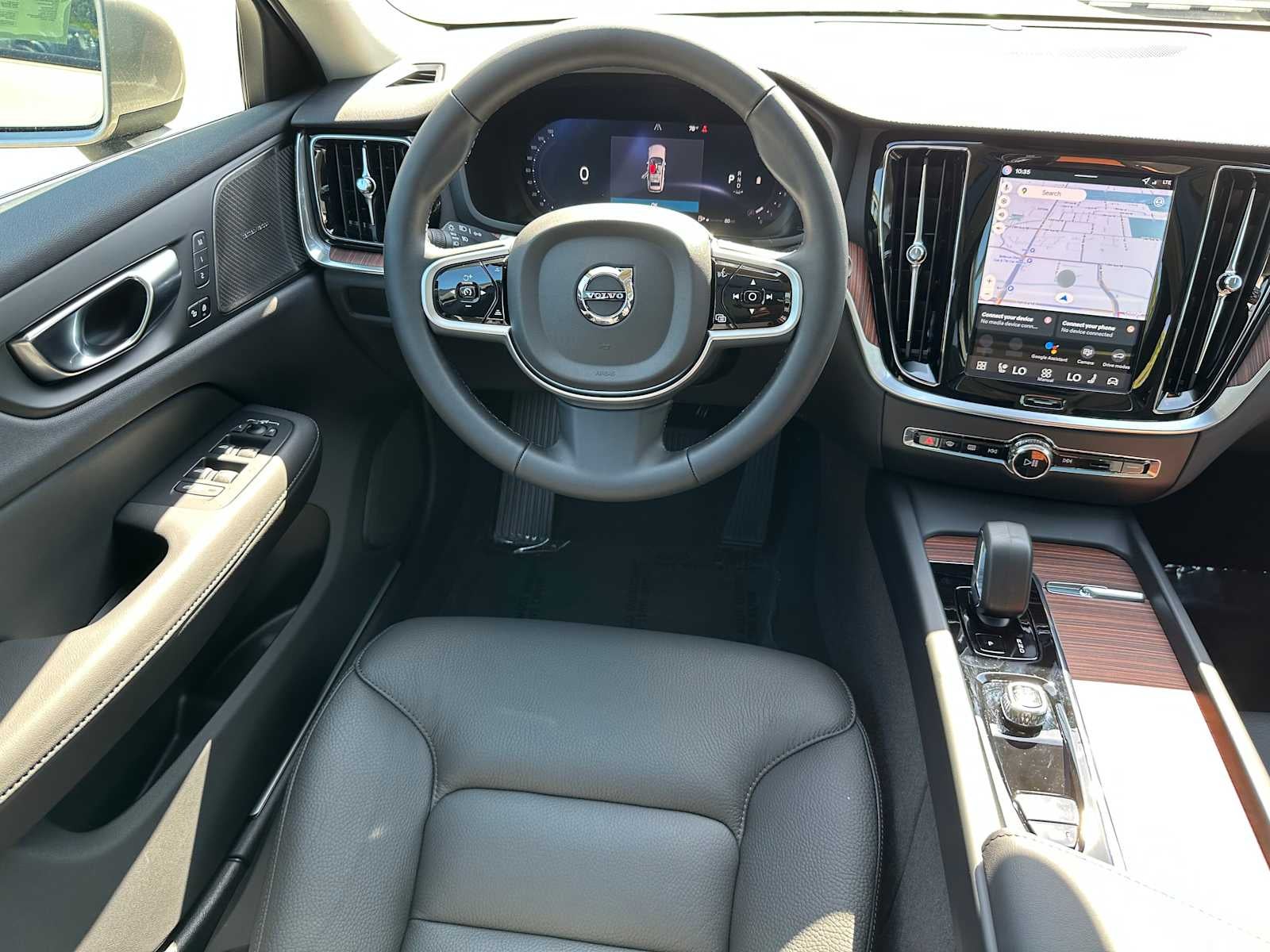 2026 Volvo V60 Cross Country Plus