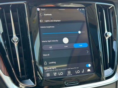 2026 Volvo V60 Cross Country Plus