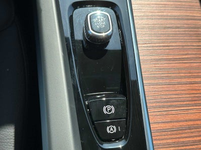 2026 Volvo V60 Cross Country Plus